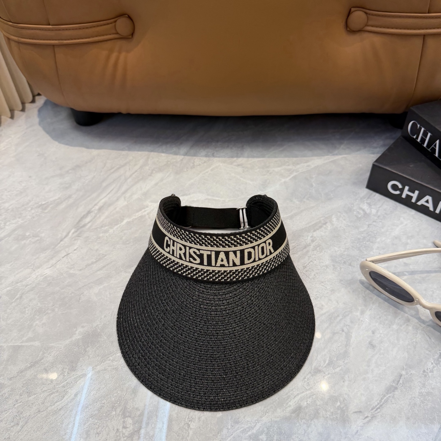 Dior 配防尘袋，迪奥DIOR新款