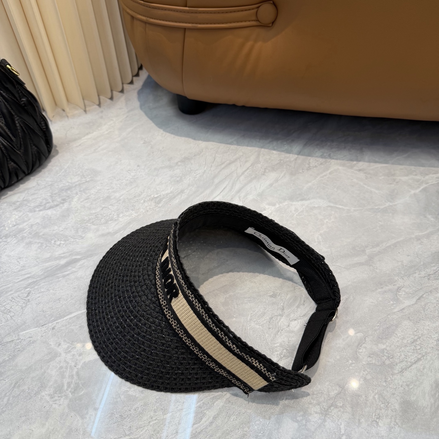 Dior 配防尘袋，迪奥DIOR新款