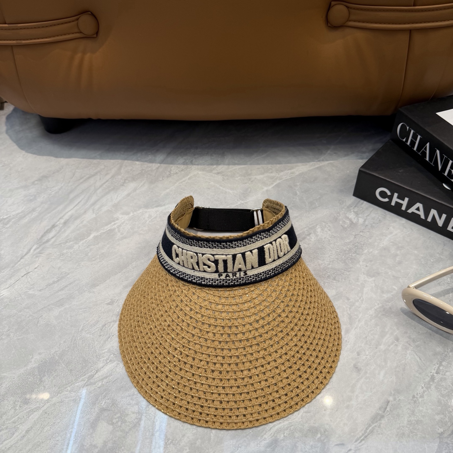 Dior 配防尘袋，迪奥DIOR新款