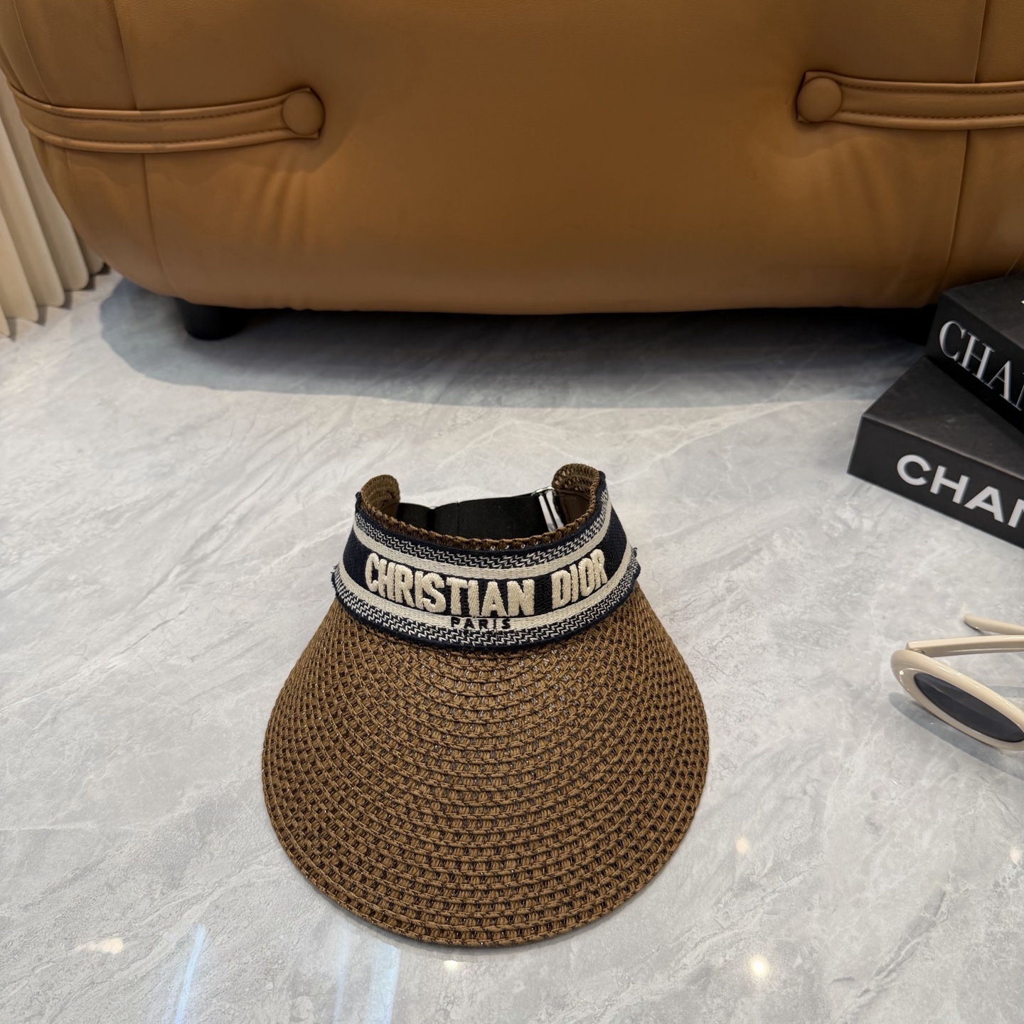 Dior 配防尘袋，迪奥DIOR新款