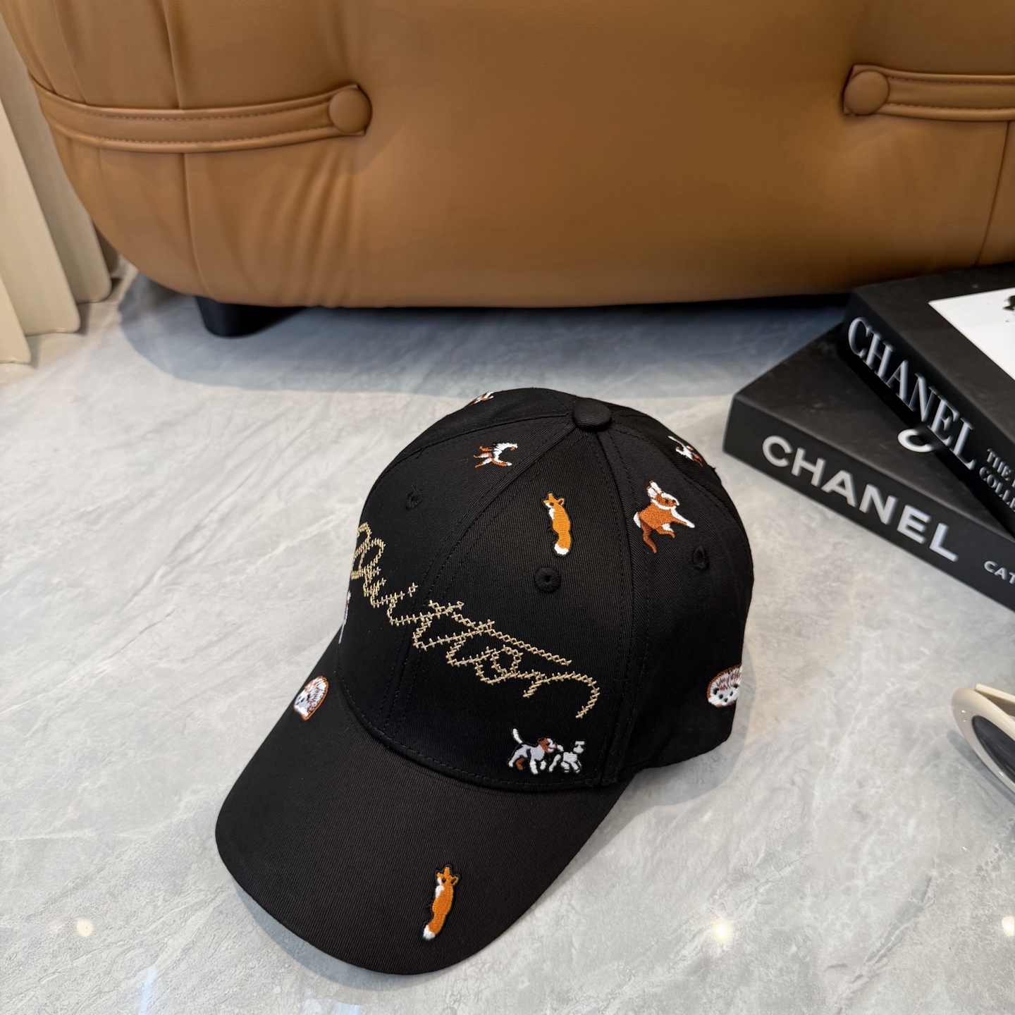 Louis Vuitton 官网高版 ，刺绣棒球帽，非常 的 ，流行的 美，四季可用，出门 ，非常显脸小