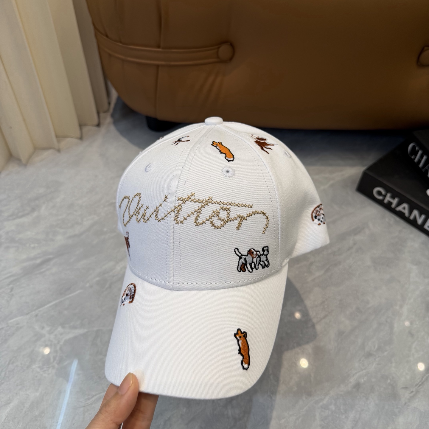 Louis Vuitton 官网高版 ，刺绣棒球帽，非常 的 ，流行的 美，四季可用，出门 ，非常显脸小