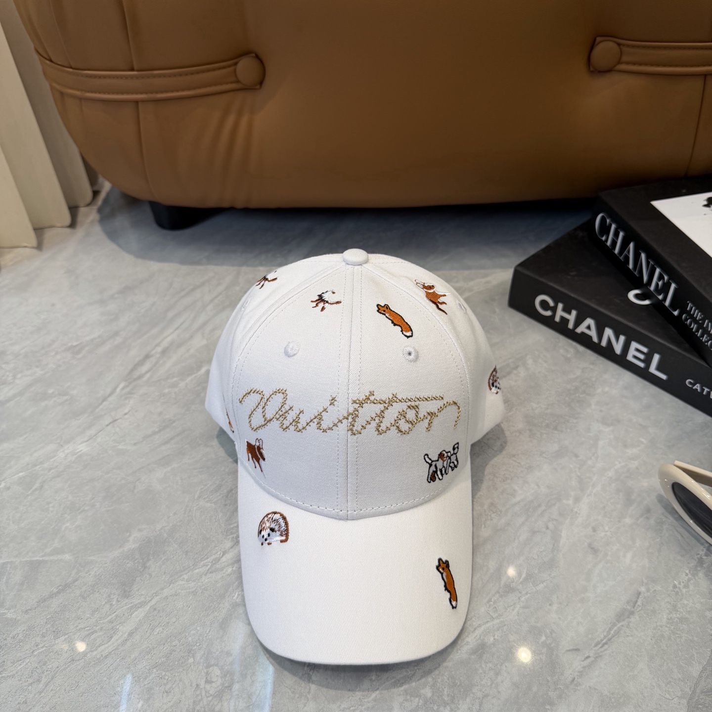 Louis Vuitton 官网高版 ，刺绣棒球帽，非常 的 ，流行的 美，四季可用，出门 ，非常显脸小