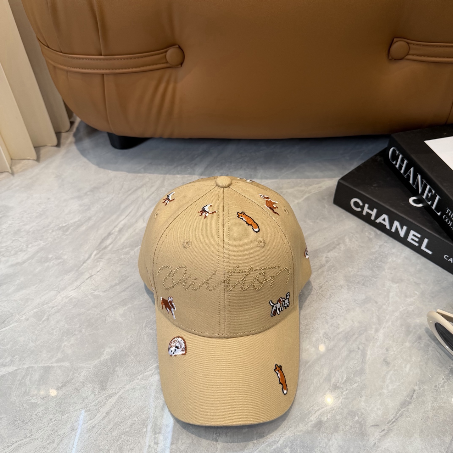 Louis Vuitton 官网高版 ，刺绣棒球帽，非常 的 ，流行的 美，四季可用，出门 ，非常显脸小