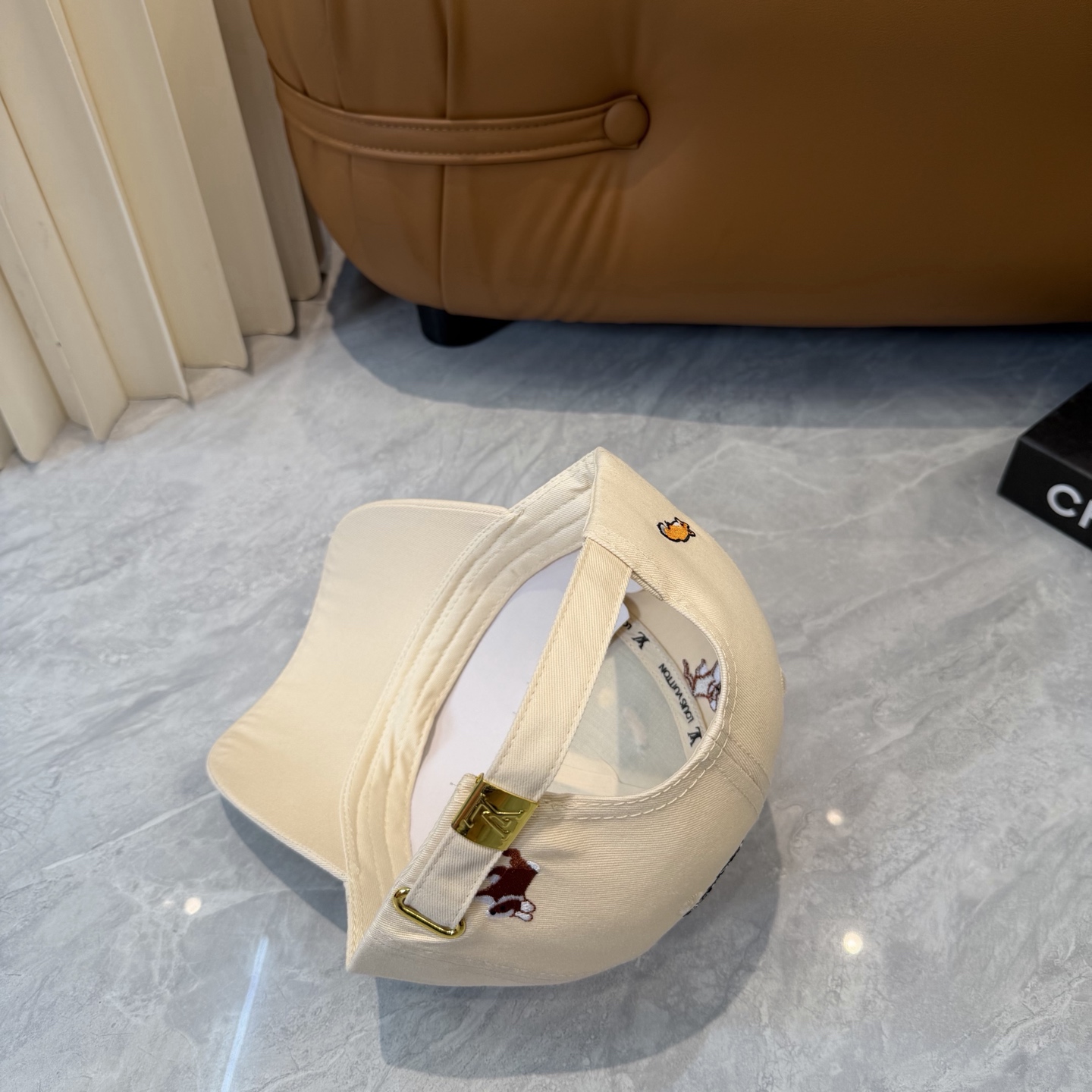 Louis Vuitton 官网高版 ，刺绣棒球帽，非常 的 ，流行的 美，四季可用，出门 ，非常显脸小