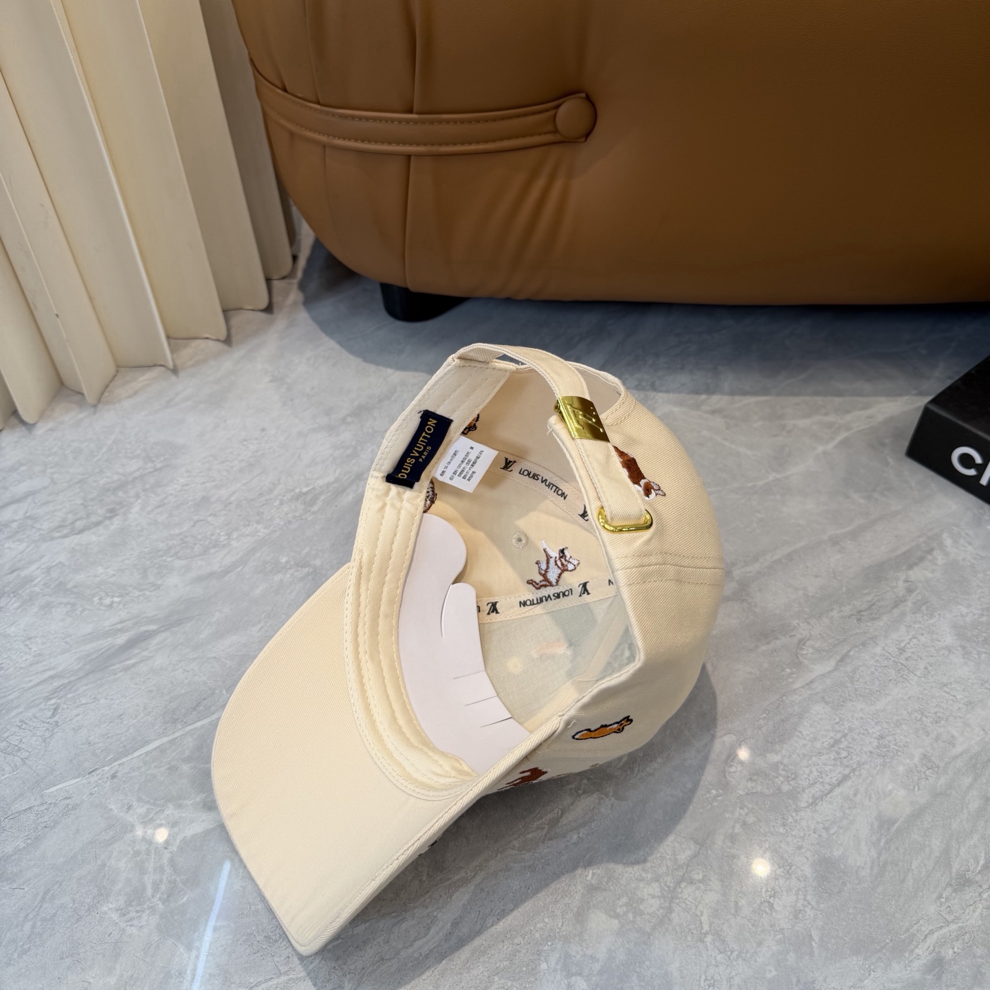 Louis Vuitton 官网高版 ，刺绣棒球帽，非常 的 ，流行的 美，四季可用，出门 ，非常显脸小