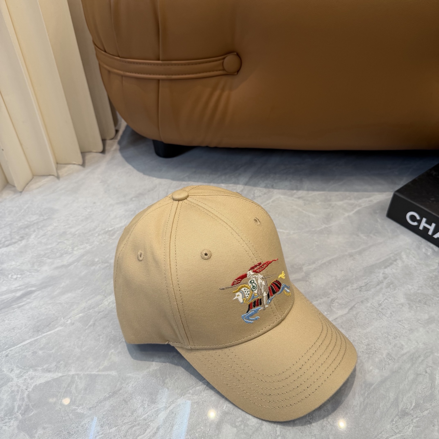 Burberry 巴宝莉BURBERRY 新款刺绣棒球帽 韩版新款英伦风定制款1:1 男女通用棒球帽 提花美邦工艺地质面料 高版品质质量