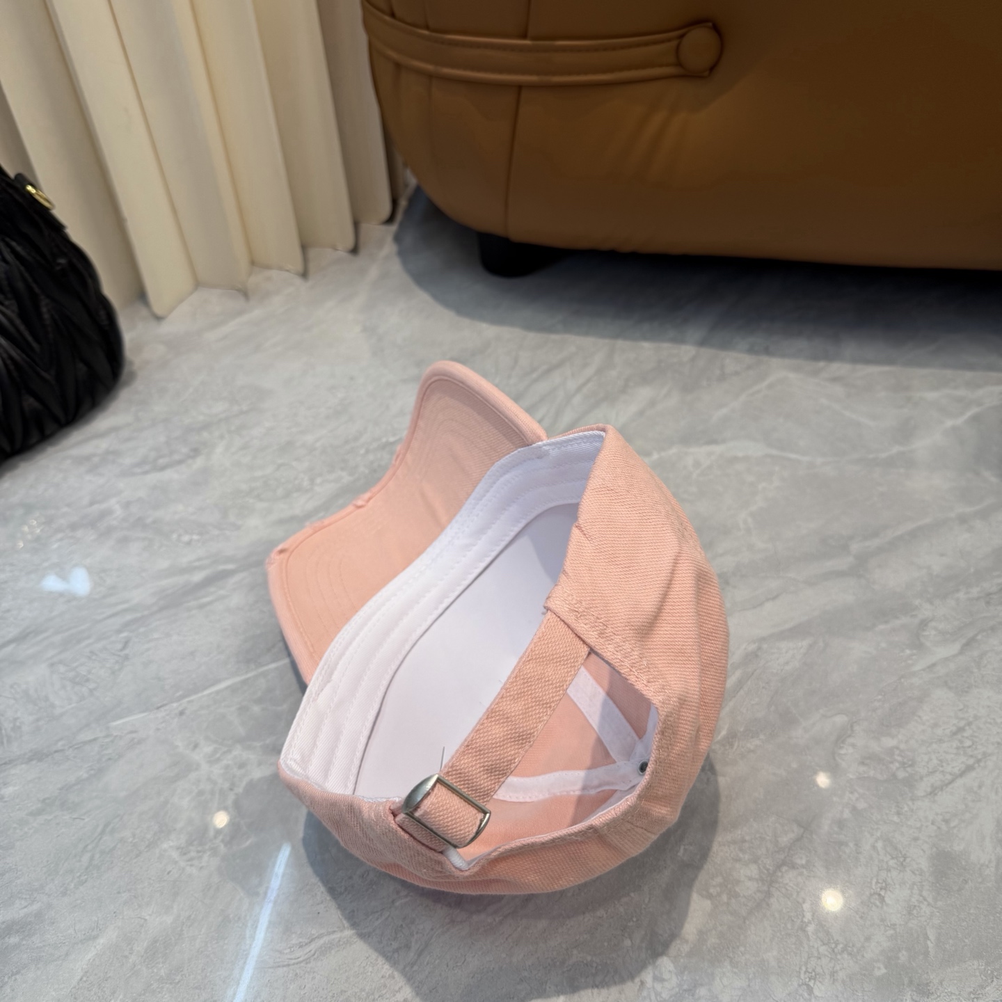 普拉达 Prada🆕新款个性棒球帽，高品质透气性巨佳，四季佩戴款高颜值时尚单品！男女同款