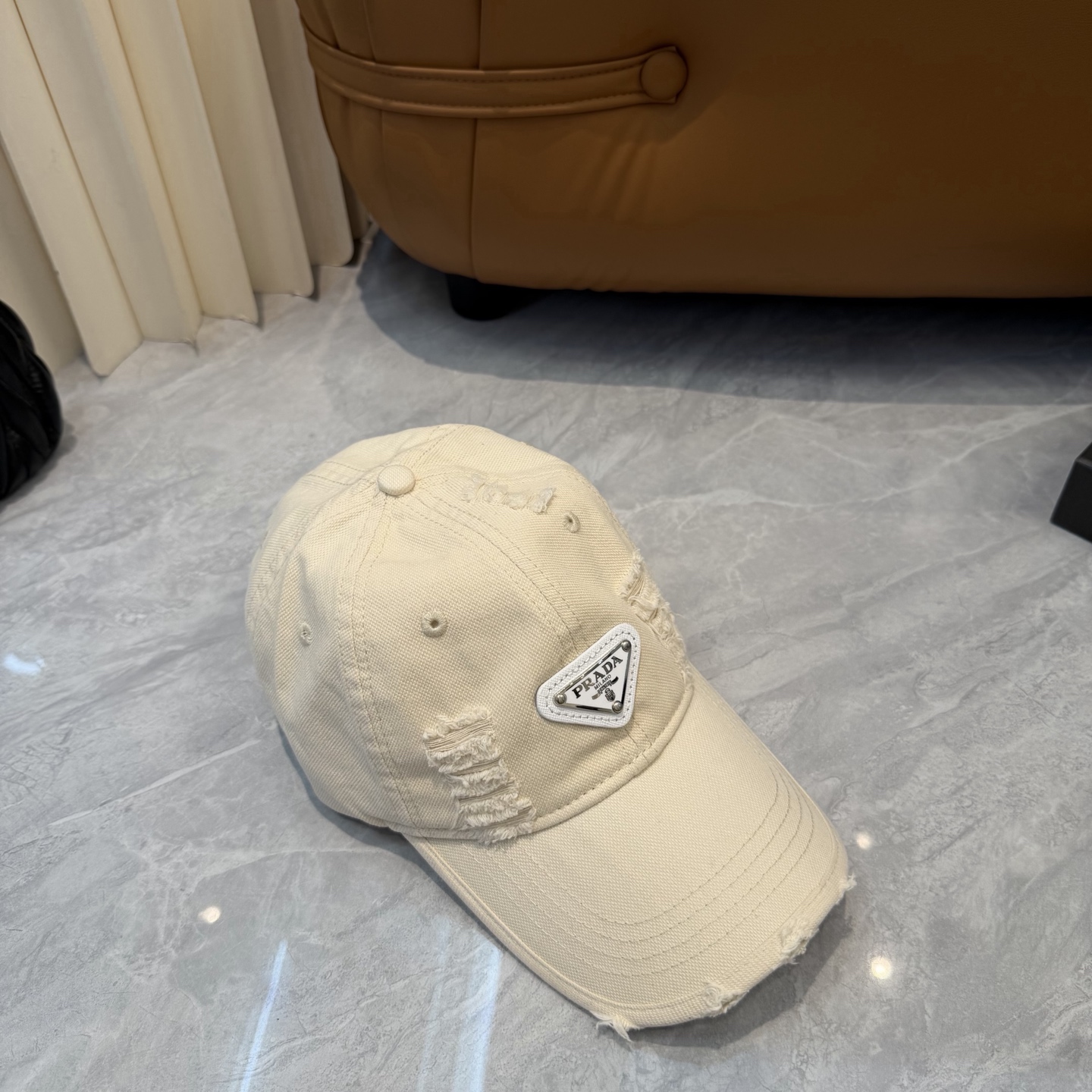 普拉达 Prada🆕新款个性棒球帽，高品质透气性巨佳，四季佩戴款高颜值时尚单品！男女同款