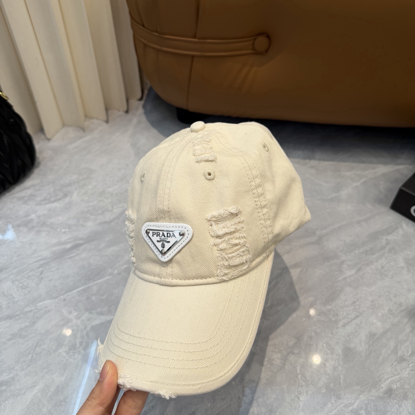 普拉达 Prada🆕新款个性棒球帽，高品质透气性巨佳，四季佩戴款高颜值时尚单品！男女同款