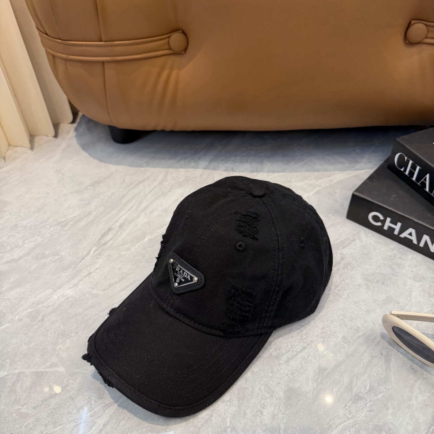 普拉达 Prada🆕新款个性棒球帽，高品质透气性巨佳，四季佩戴款高颜值时尚单品！男女同款