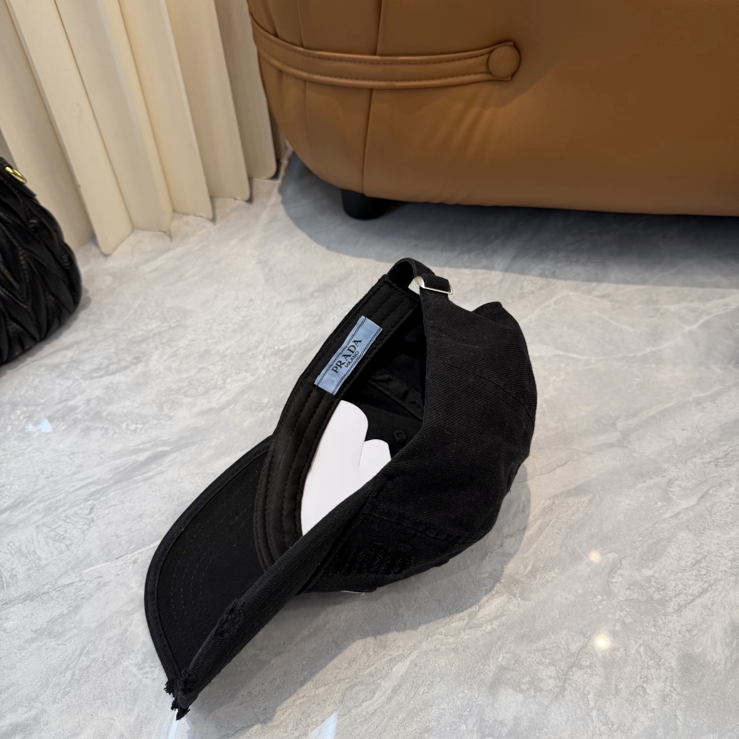 普拉达 Prada🆕新款个性棒球帽，高品质透气性巨佳，四季佩戴款高颜值时尚单品！男女同款