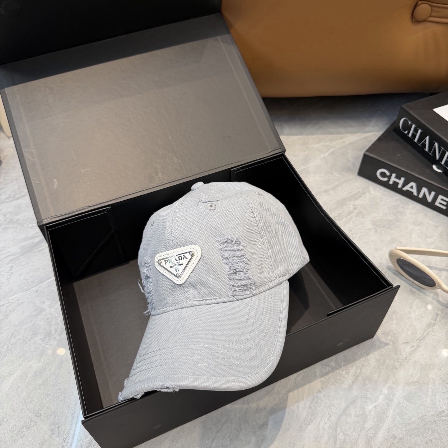 普拉达 Prada🆕新款个性棒球帽，高品质透气性巨佳，四季佩戴款高颜值时尚单品！男女同款
