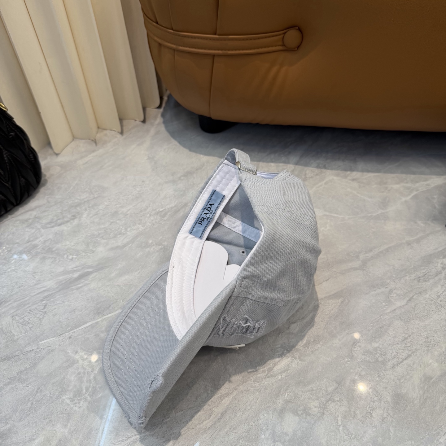 普拉达 Prada🆕新款个性棒球帽，高品质透气性巨佳，四季佩戴款高颜值时尚单品！男女同款