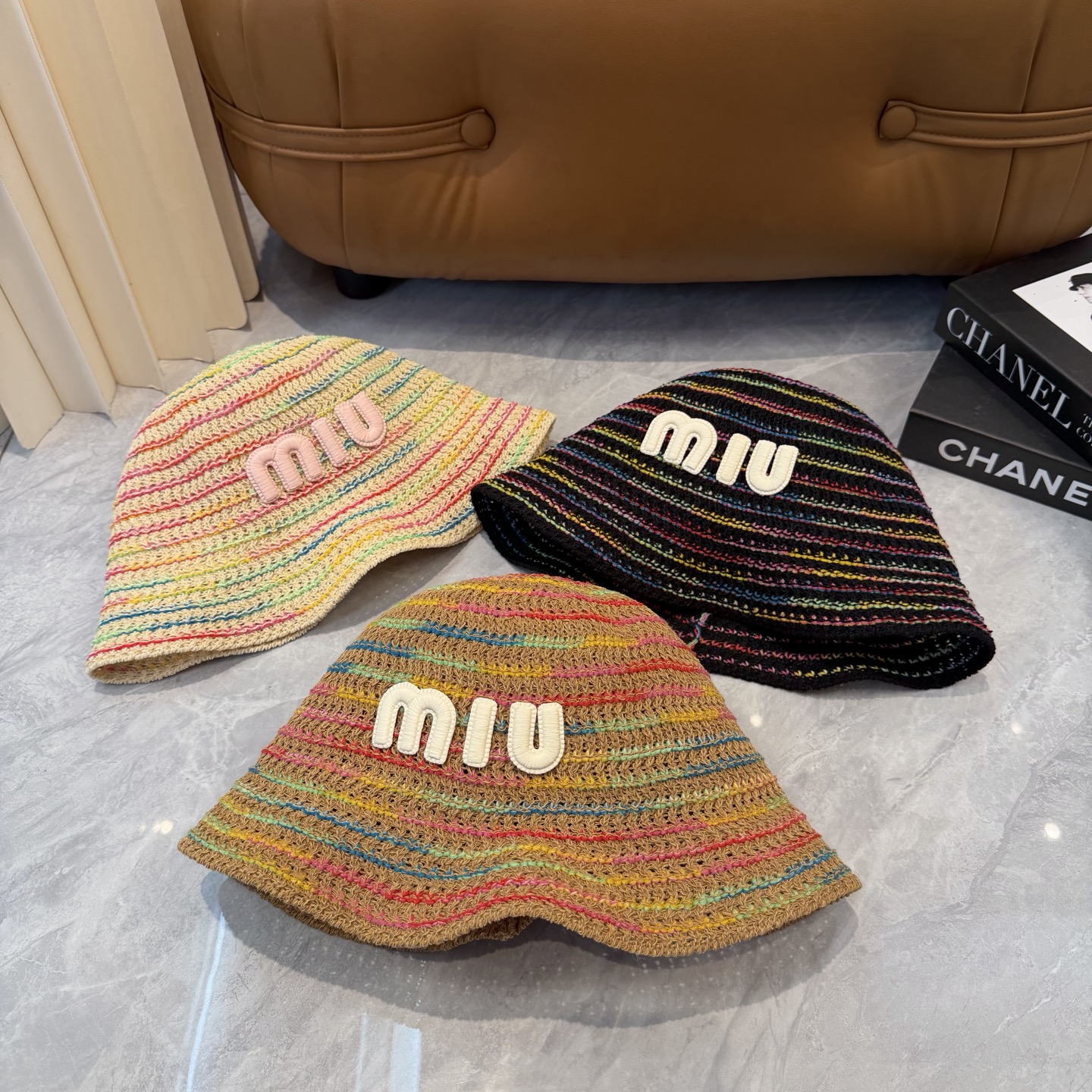 Miu Miu miumiu 谬针织盆帽 渔夫帽高密度制作 一顶 有品位的针织帽了~出街首选 帽型超美腻颜色妥妥