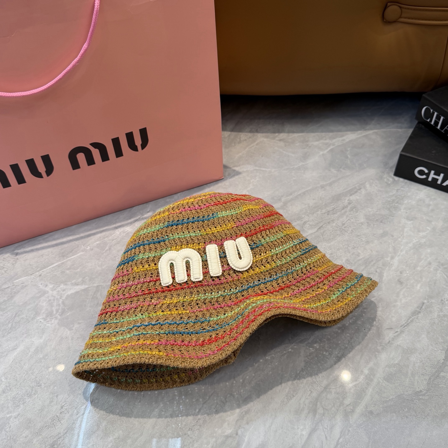 Miu Miu miumiu 谬针织盆帽 渔夫帽高密度制作 一顶 有品位的针织帽了~出街首选 帽型超美腻颜色妥妥