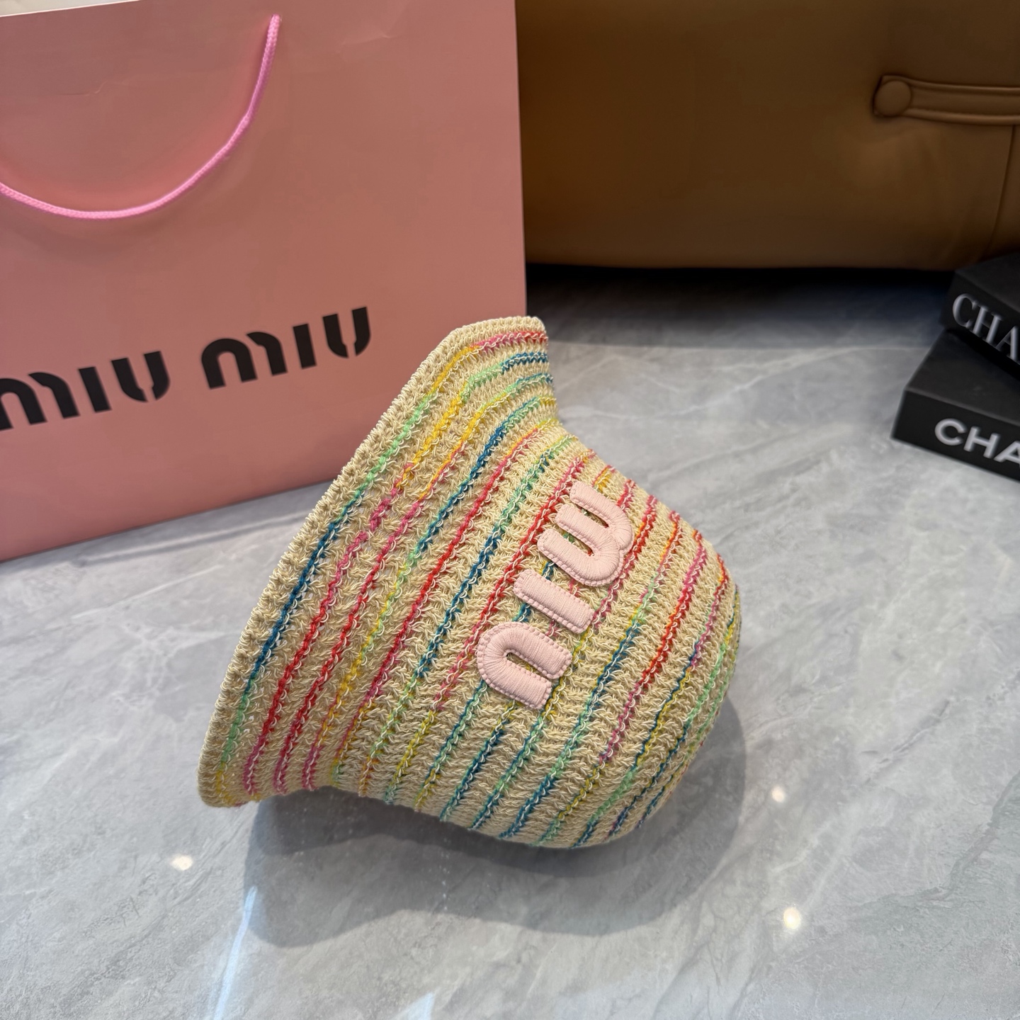 Miu Miu miumiu 谬针织盆帽 渔夫帽高密度制作 一顶 有品位的针织帽了~出街首选 帽型超美腻颜色妥妥