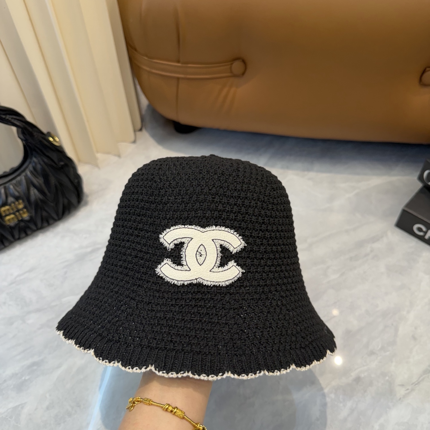 Chanel 香奈儿CHANEL 针织盆帽 渔夫帽高密度制作 一顶 有品位的针织帽了~出街首选 帽型超美腻颜色妥妥