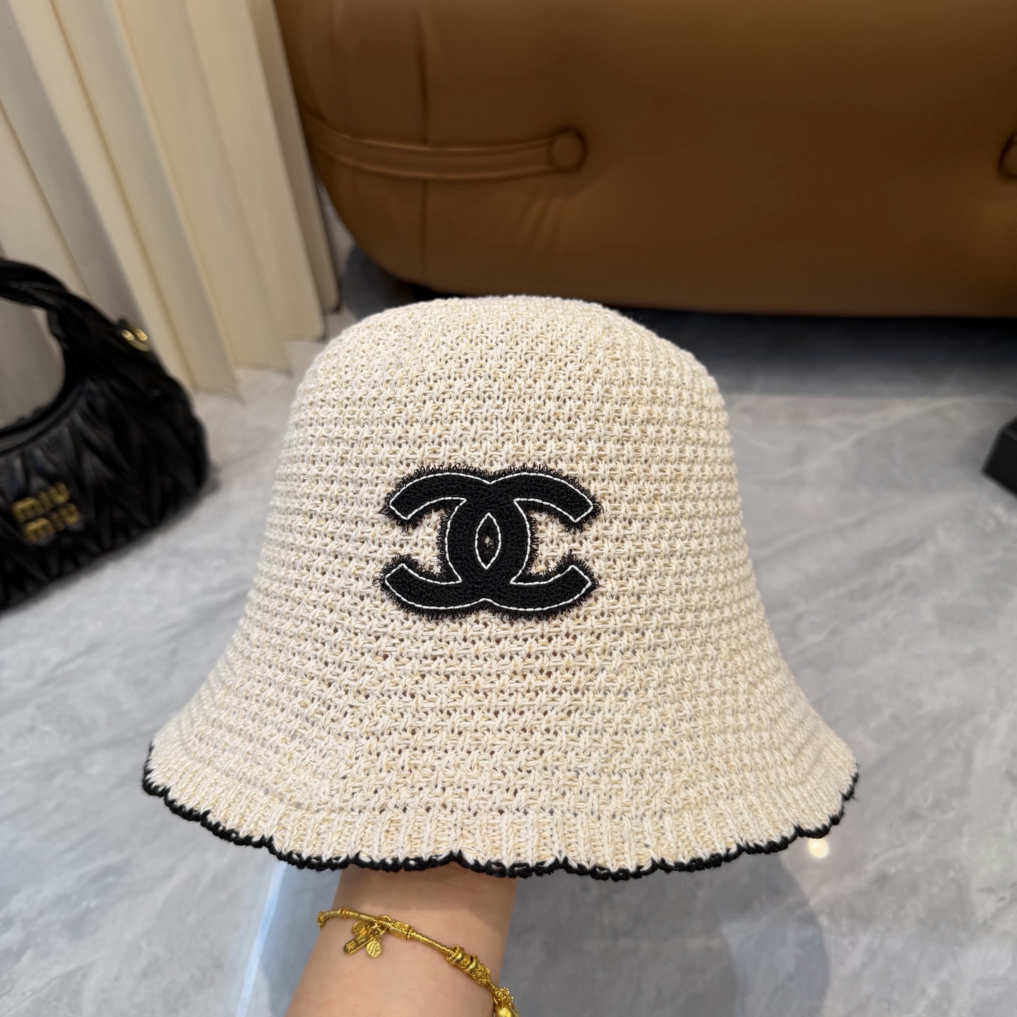 Chanel 香奈儿CHANEL 针织盆帽 渔夫帽高密度制作 一顶 有品位的针织帽了~出街首选 帽型超美腻颜色妥妥