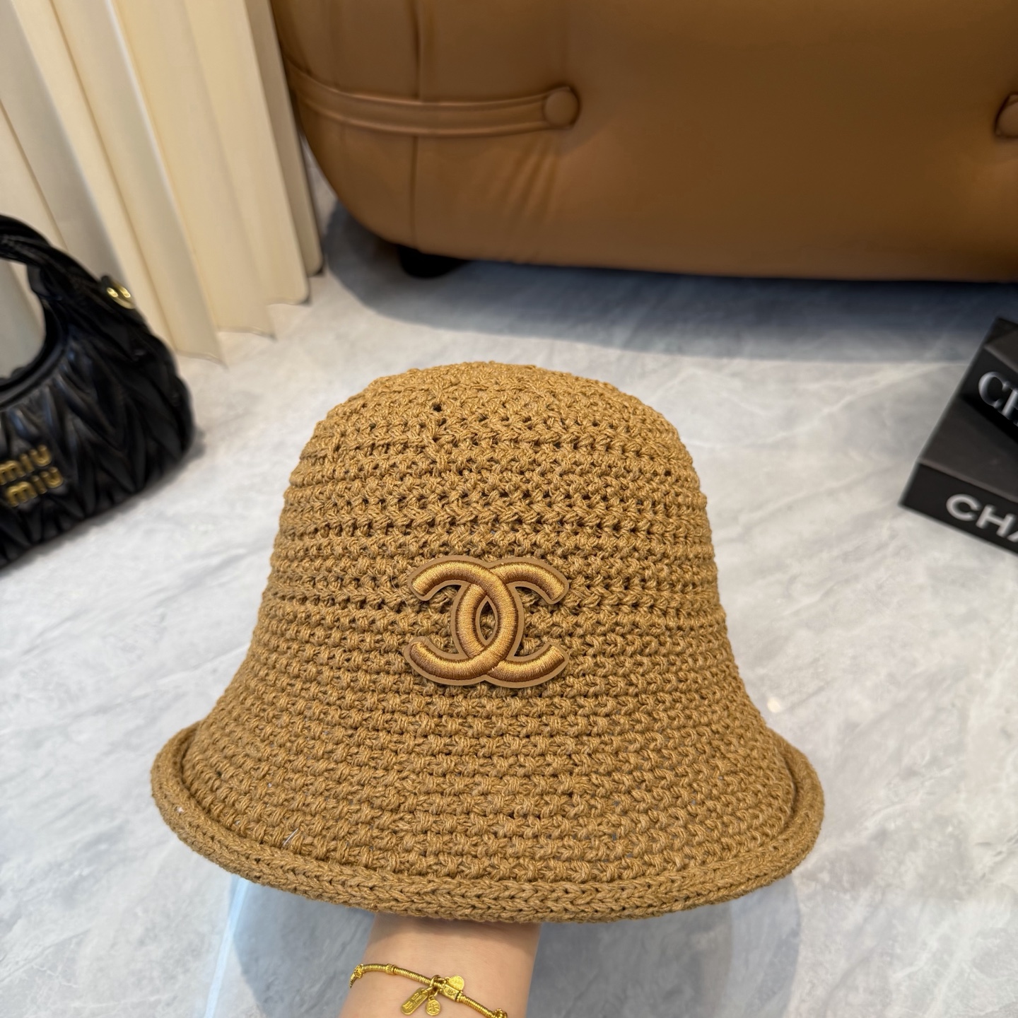 Chanel 香奈儿CHANEL 针织盆帽 渔夫帽高密度制作 一顶 有品位的针织帽了~出街首选 帽型超美腻颜色妥妥