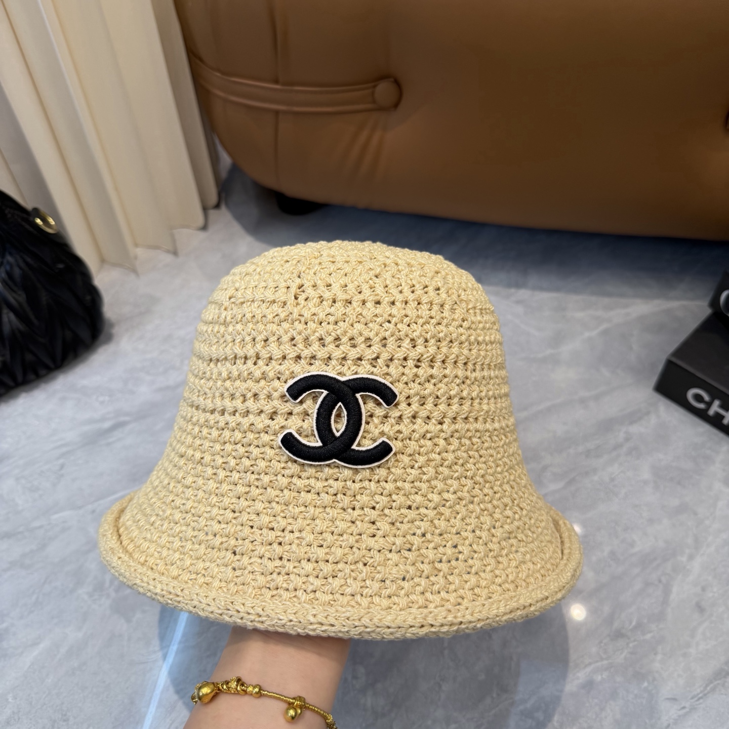 Chanel 香奈儿CHANEL 针织盆帽 渔夫帽高密度制作 一顶 有品位的针织帽了~出街首选 帽型超美腻颜色妥妥