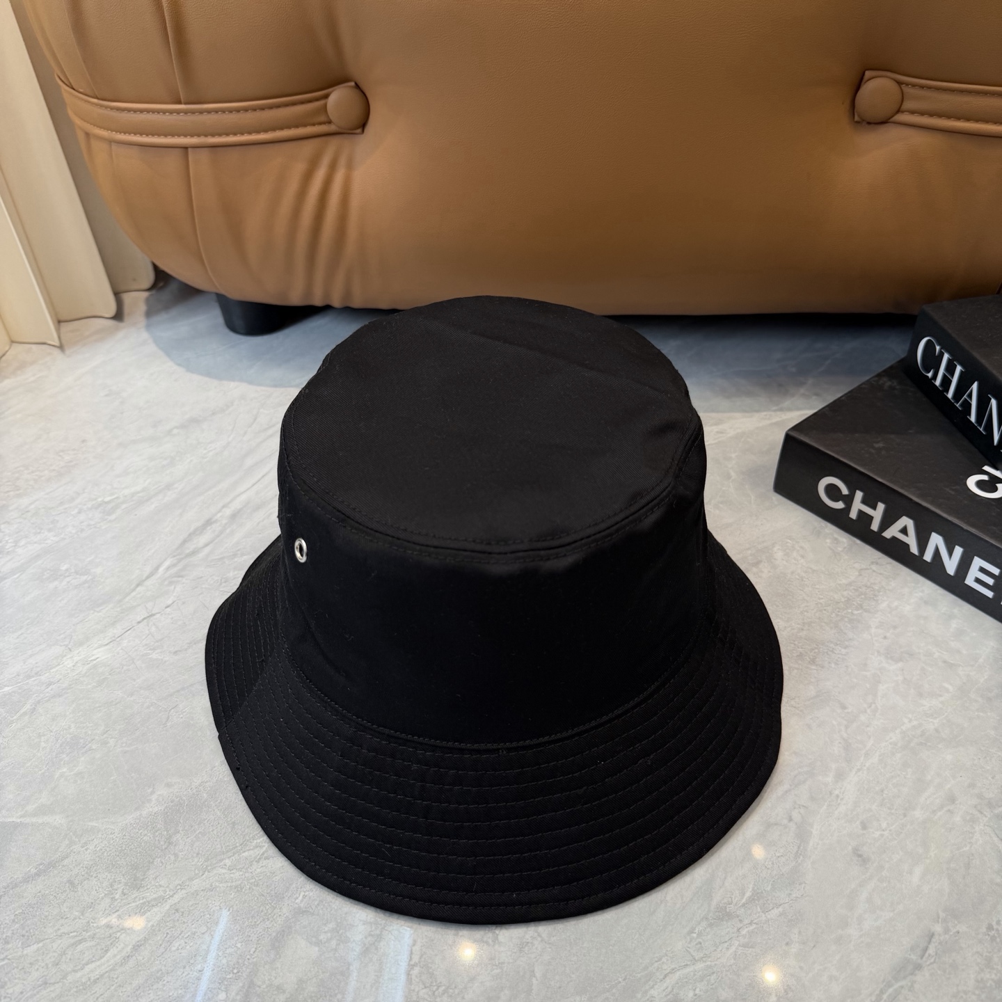 Dior Dior 迪奥 新款 双面渔夫帽，純也格调很有感觉，很酷很 ， 断货热门，质量超赞