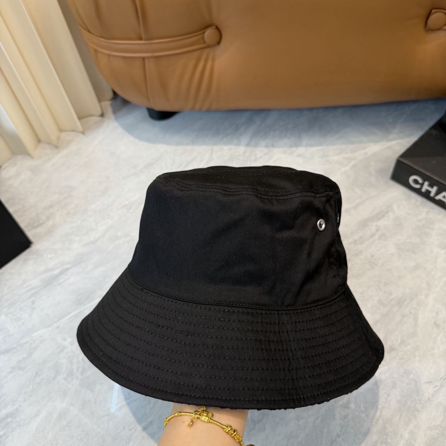 Dior Dior 迪奥 新款 双面渔夫帽，純也格调很有感觉，很酷很 ， 断货热门，质量超赞