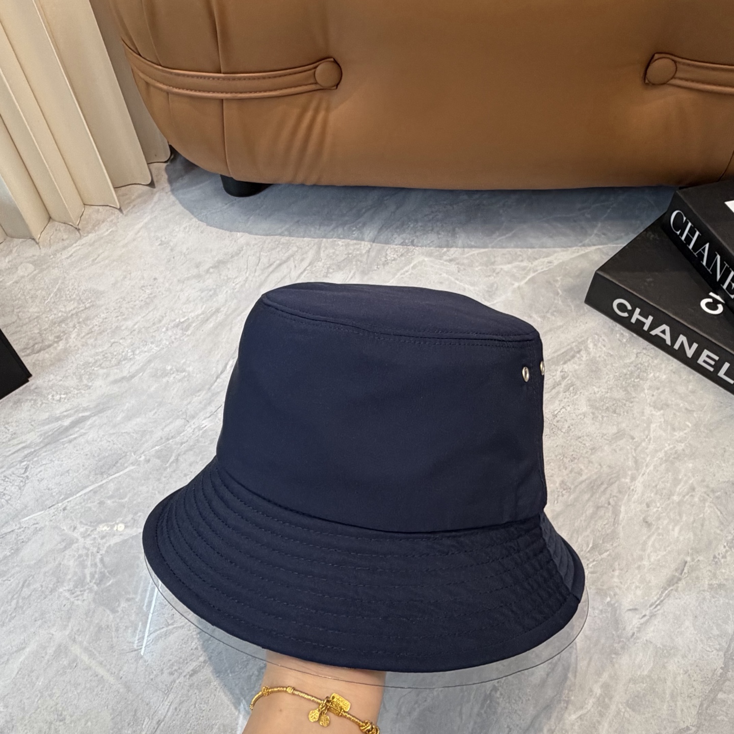 Dior Dior 迪奥 新款 双面渔夫帽，純也格调很有感觉，很酷很 ， 断货热门，质量超赞