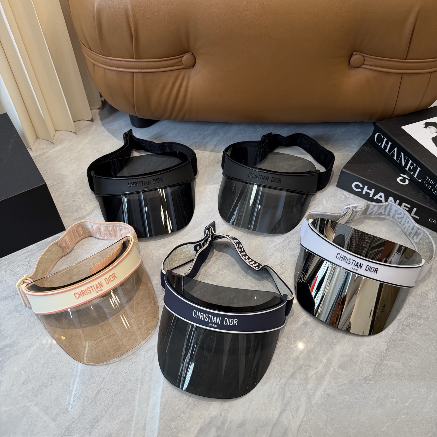 dior 加厚高品质眼镜遮阳帽 夏天里的革命！爆款眼镜帽总算到货啦dior 遮阳帽 夏天里的革命！唯一一