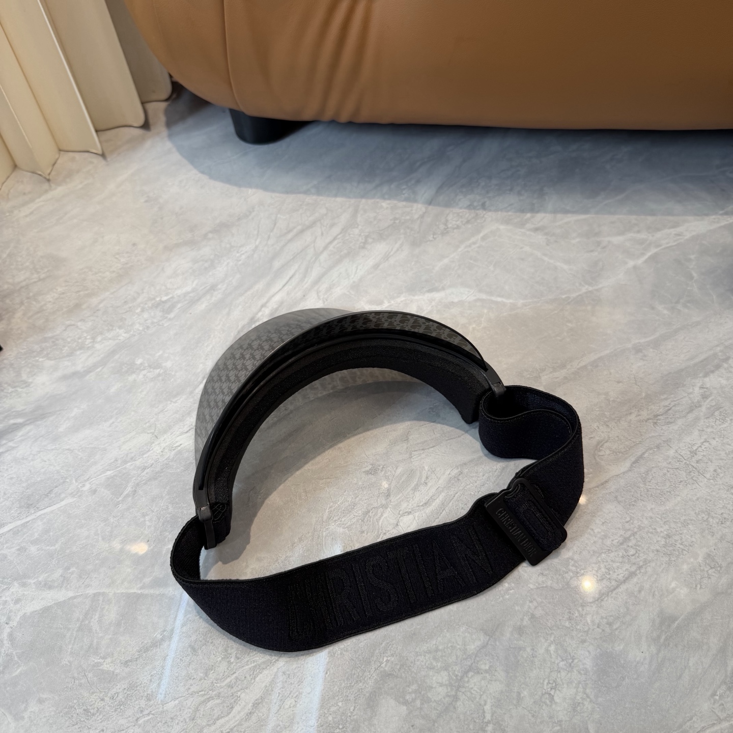 dior 加厚高品质眼镜遮阳帽 夏天里的革命！爆款眼镜帽总算到货啦dior 遮阳帽 夏天里的革命！唯一一