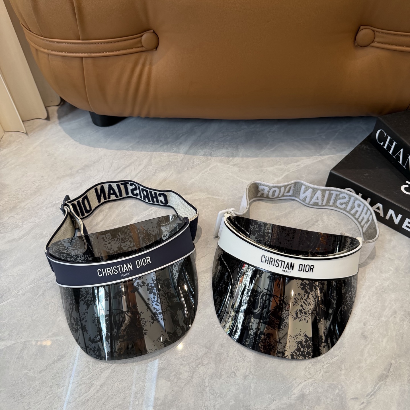 dior 加厚高品质眼镜遮阳帽 夏天里的革命！爆款眼镜帽总算到货啦dior 遮阳帽 夏天里的革命！唯一一