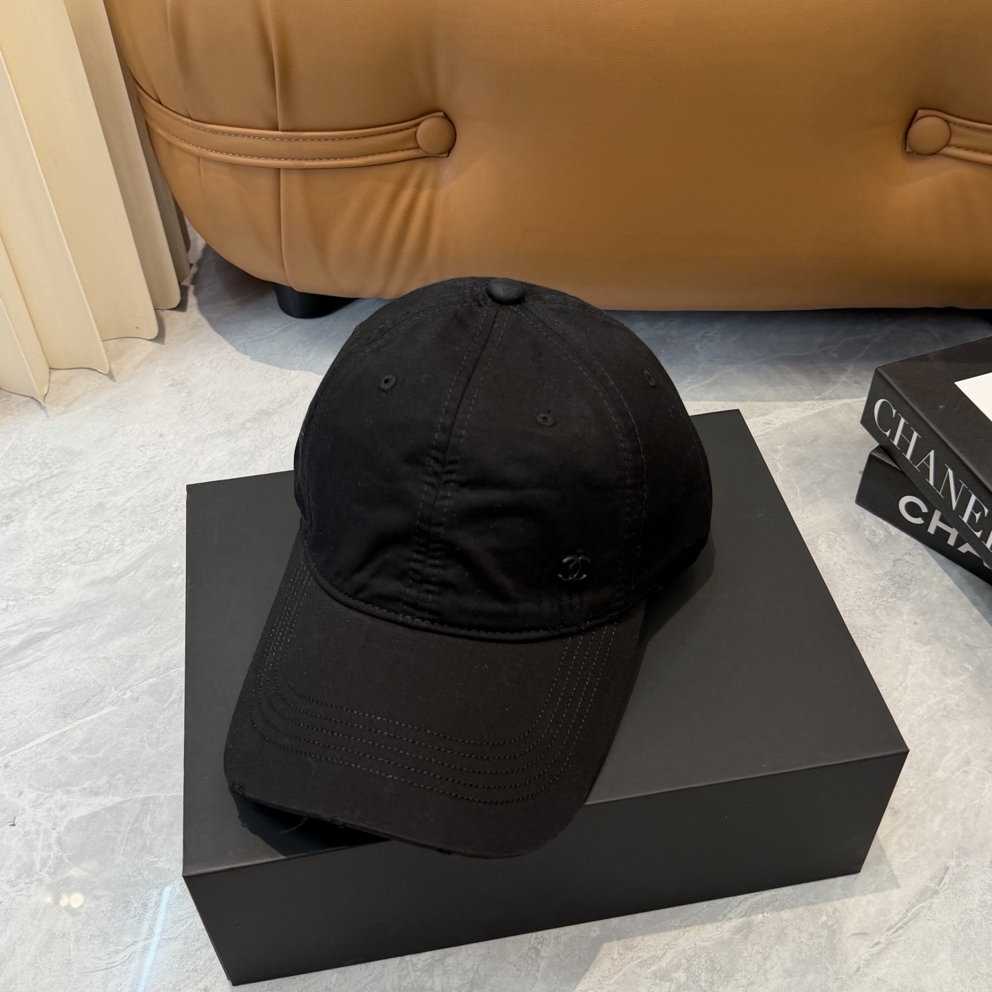 【CHANEL香奈儿】新款简约小香logo棒球帽，新款出货，大牌款超好搭配，赶紧入手！