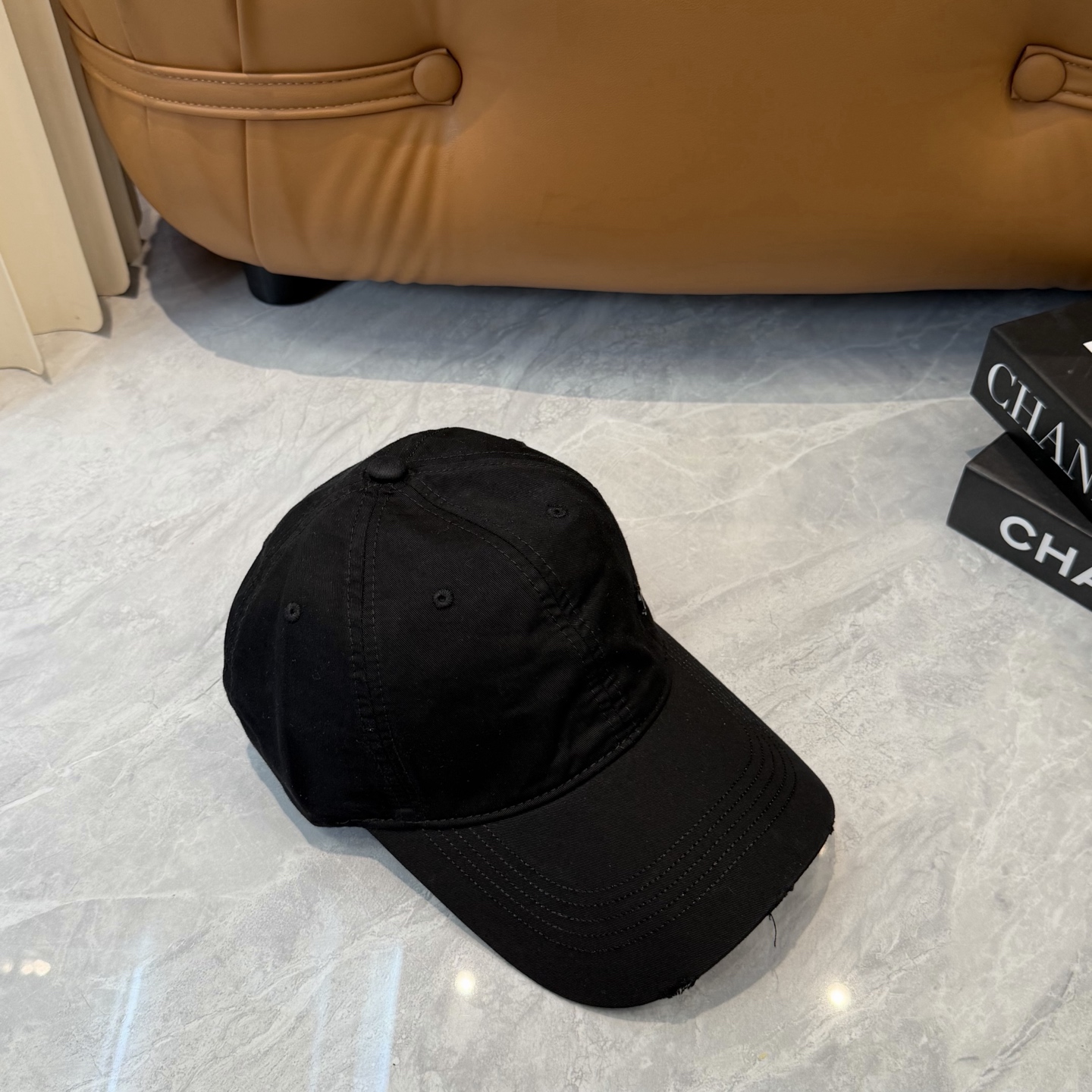 【CHANEL香奈儿】新款简约小香logo棒球帽，新款出货，大牌款超好搭配，赶紧入手！
