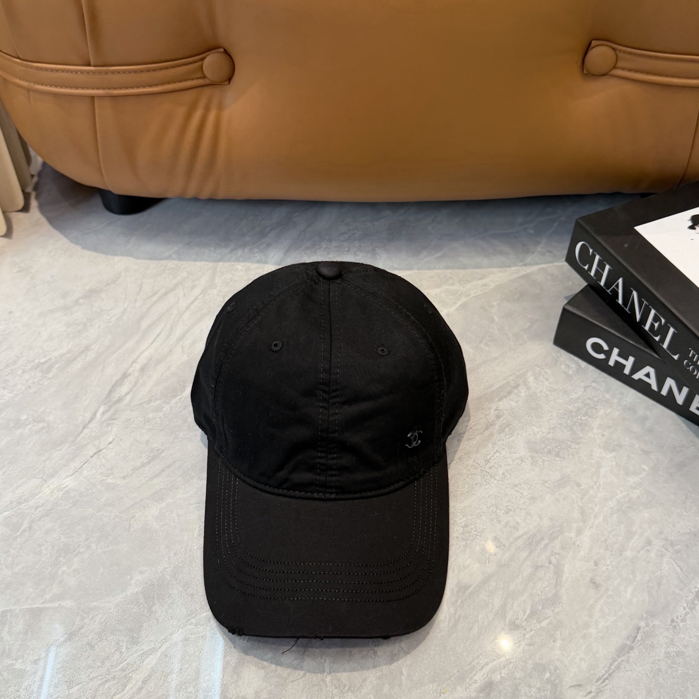 【CHANEL香奈儿】新款简约小香logo棒球帽，新款出货，大牌款超好搭配，赶紧入手！