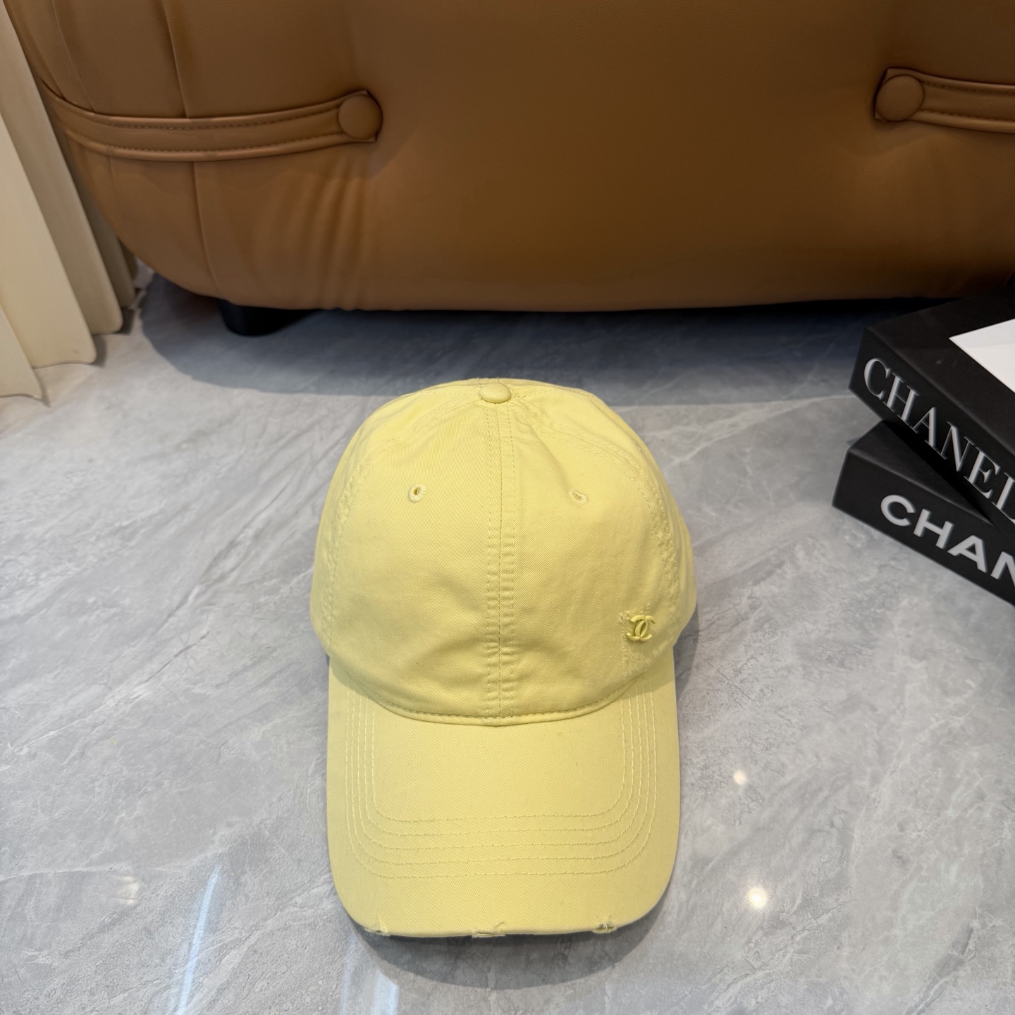 【CHANEL香奈儿】新款简约小香logo棒球帽，新款出货，大牌款超好搭配，赶紧入手！
