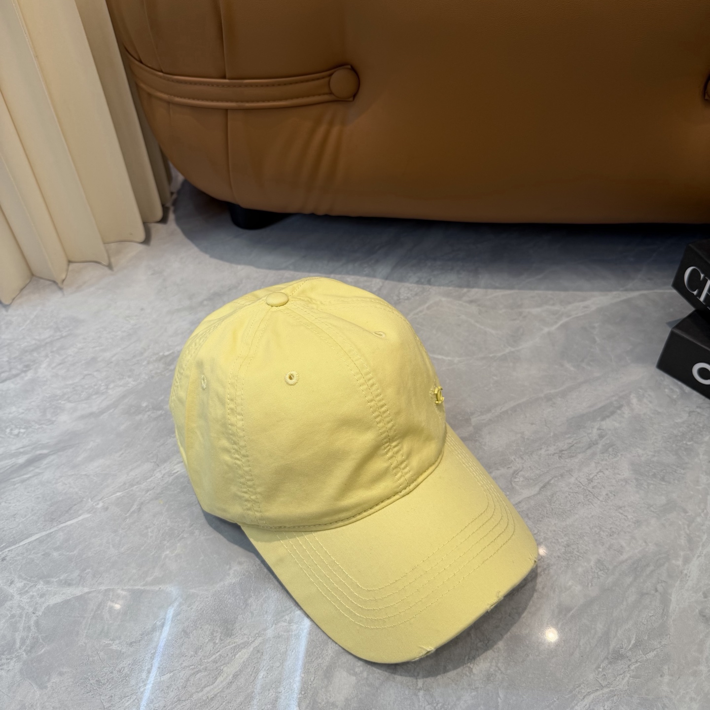 【CHANEL香奈儿】新款简约小香logo棒球帽，新款出货，大牌款超好搭配，赶紧入手！
