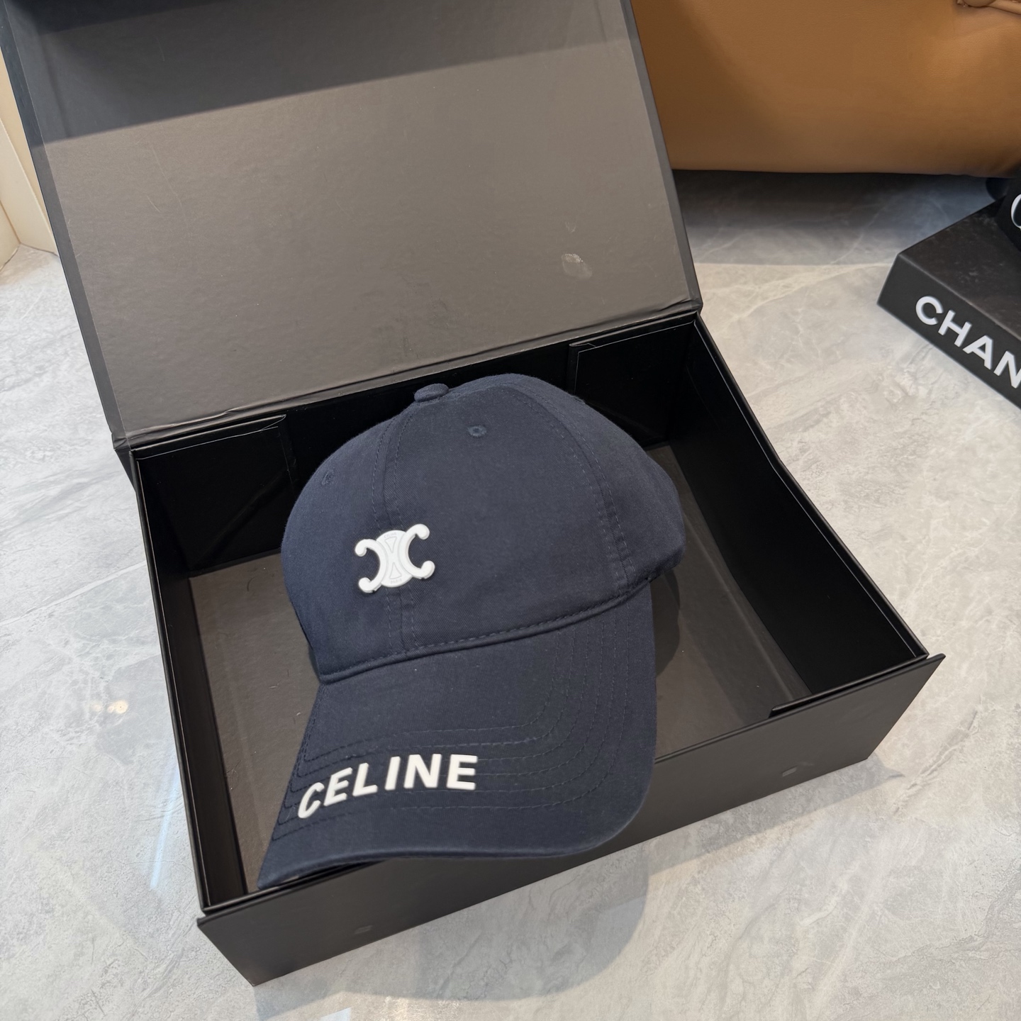 配防尘袋【CELINE赛琳】新款简约棒球帽，新款出货，大牌款超好搭配，赶紧入手！