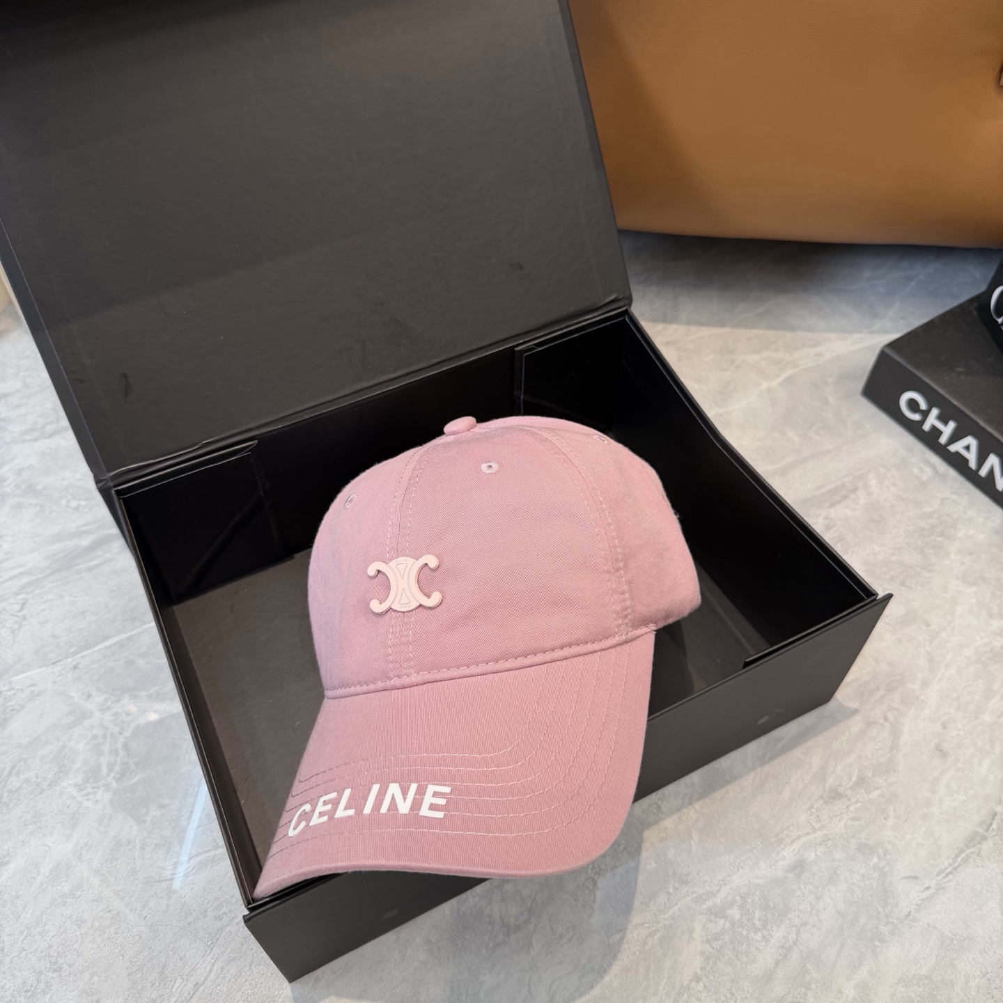 配防尘袋【CELINE赛琳】新款简约棒球帽，新款出货，大牌款超好搭配，赶紧入手！