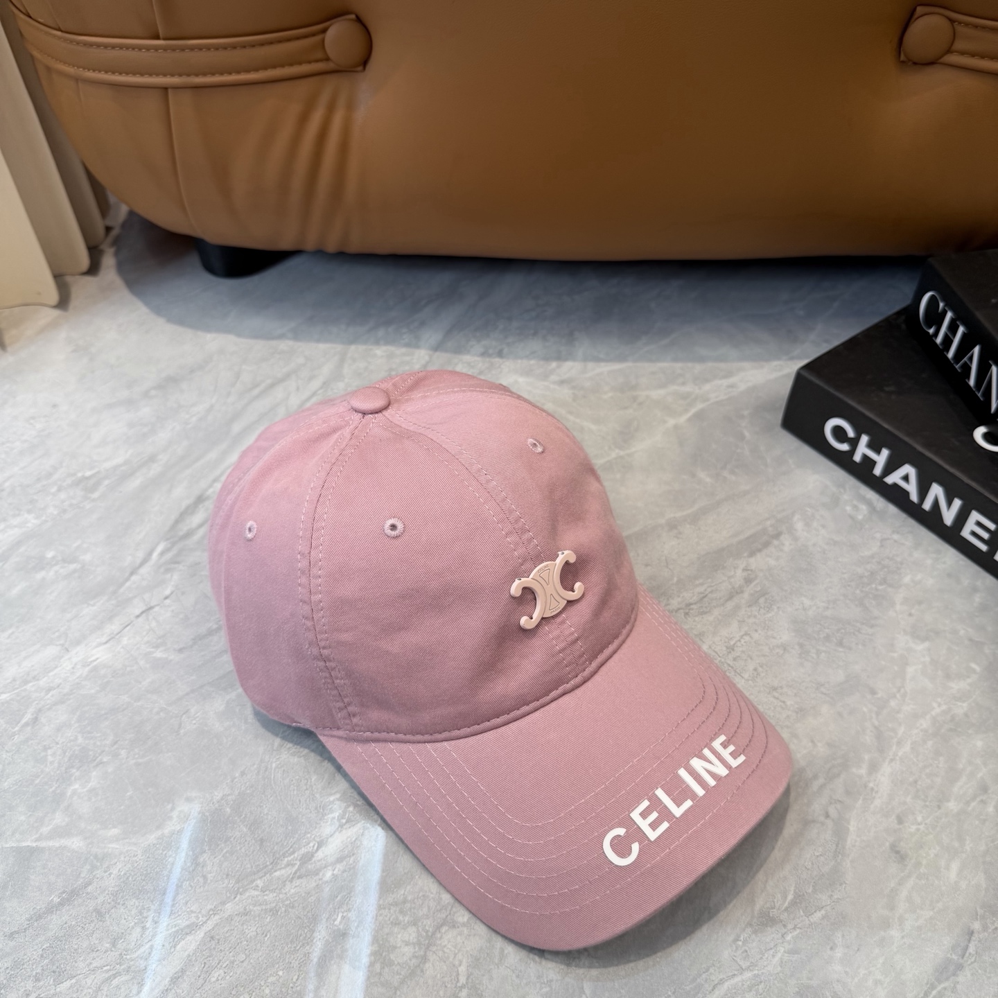 配防尘袋【CELINE赛琳】新款简约棒球帽，新款出货，大牌款超好搭配，赶紧入手！
