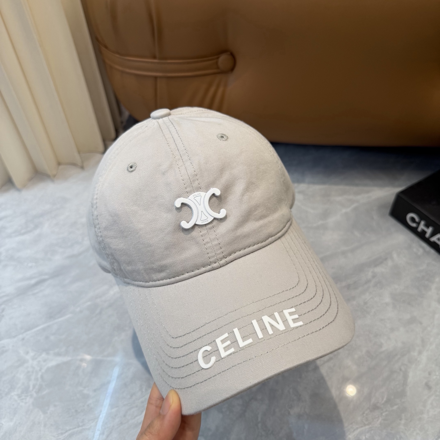 Celine 配防尘袋【CELINE赛琳】新款简约棒球帽，新款 ， 款超好搭配，赶紧入手