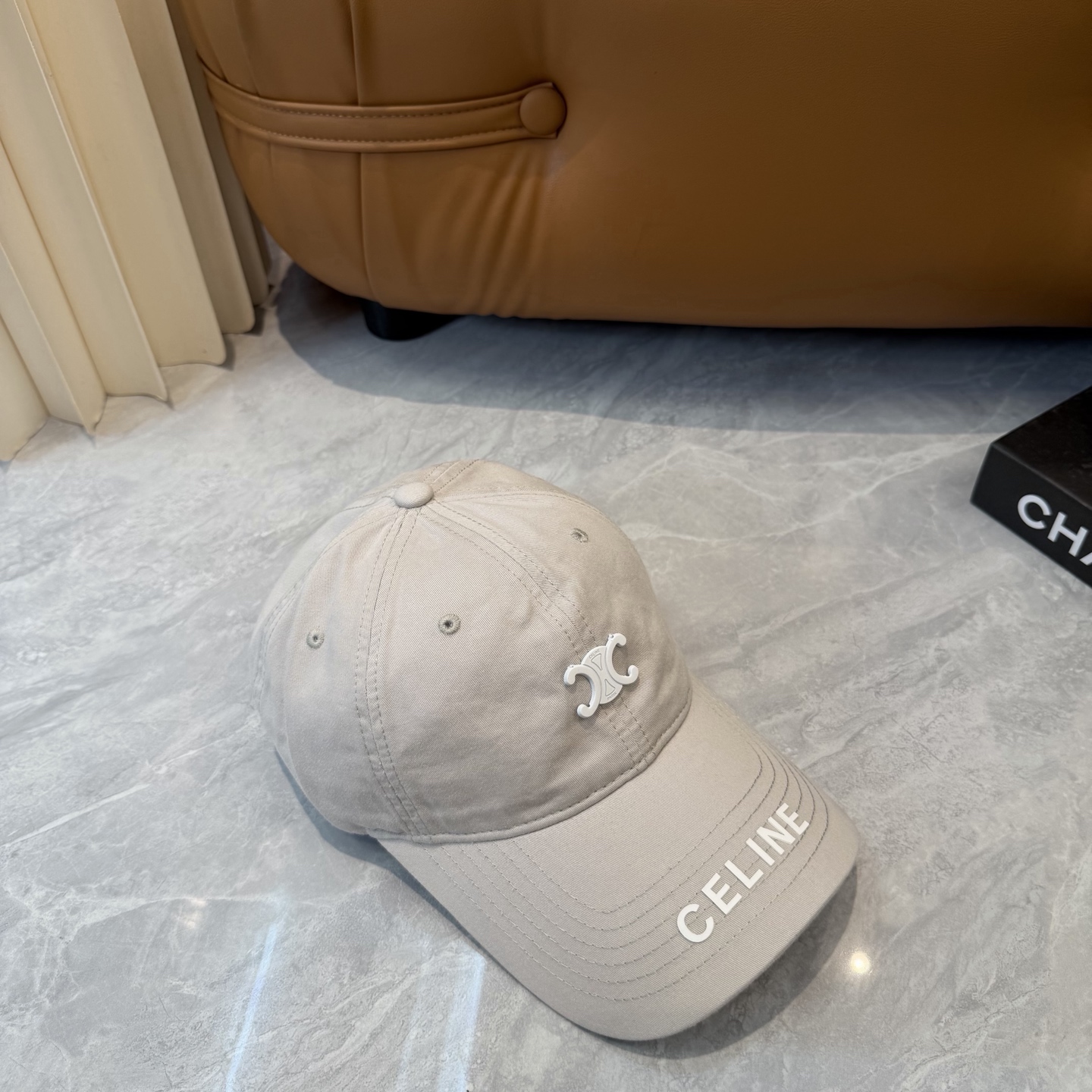 配防尘袋【CELINE赛琳】新款简约棒球帽，新款出货，大牌款超好搭配，赶紧入手！