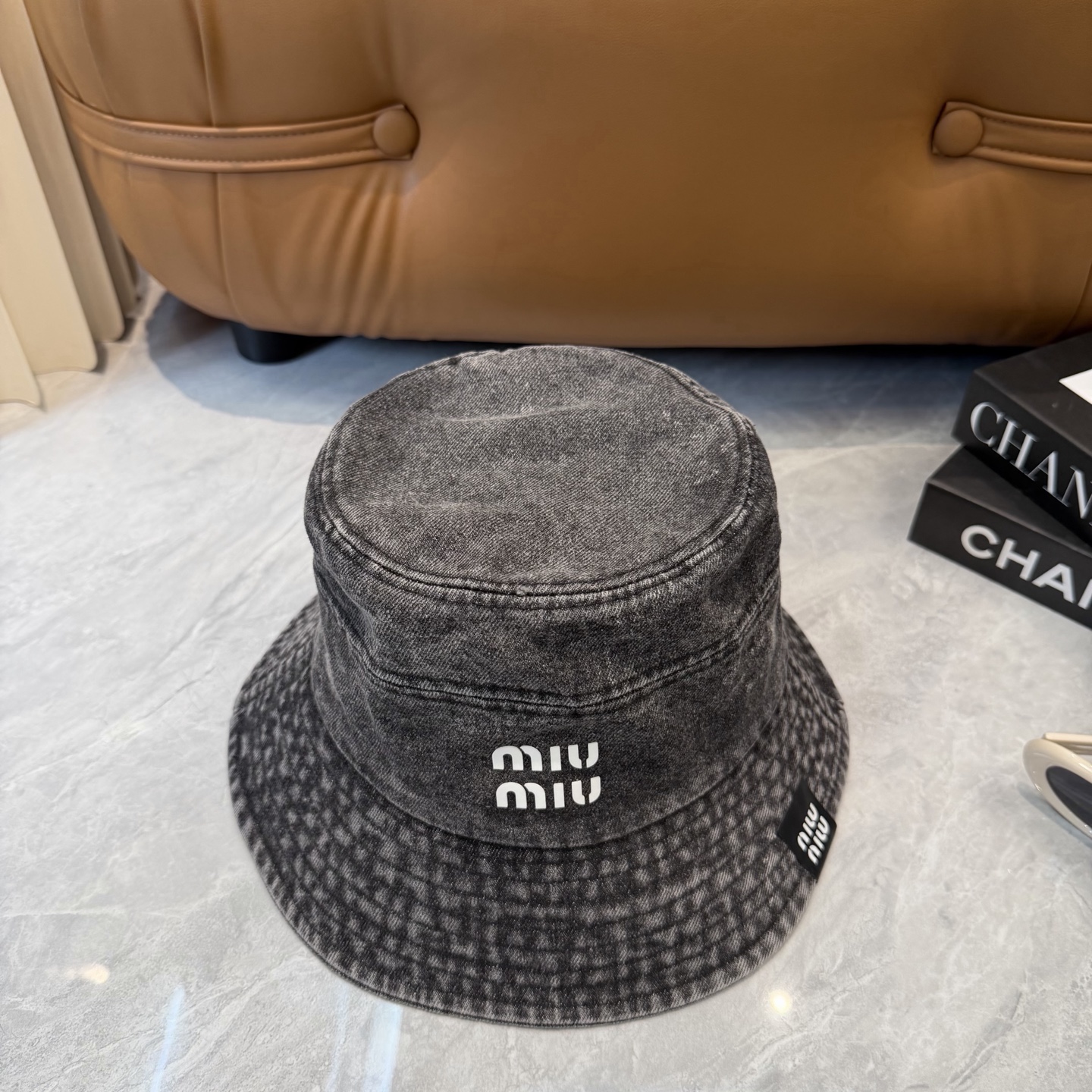 【Miumiu缪缪】新款牛仔订单款渔夫帽，大牌款超好搭配，赶紧入手！