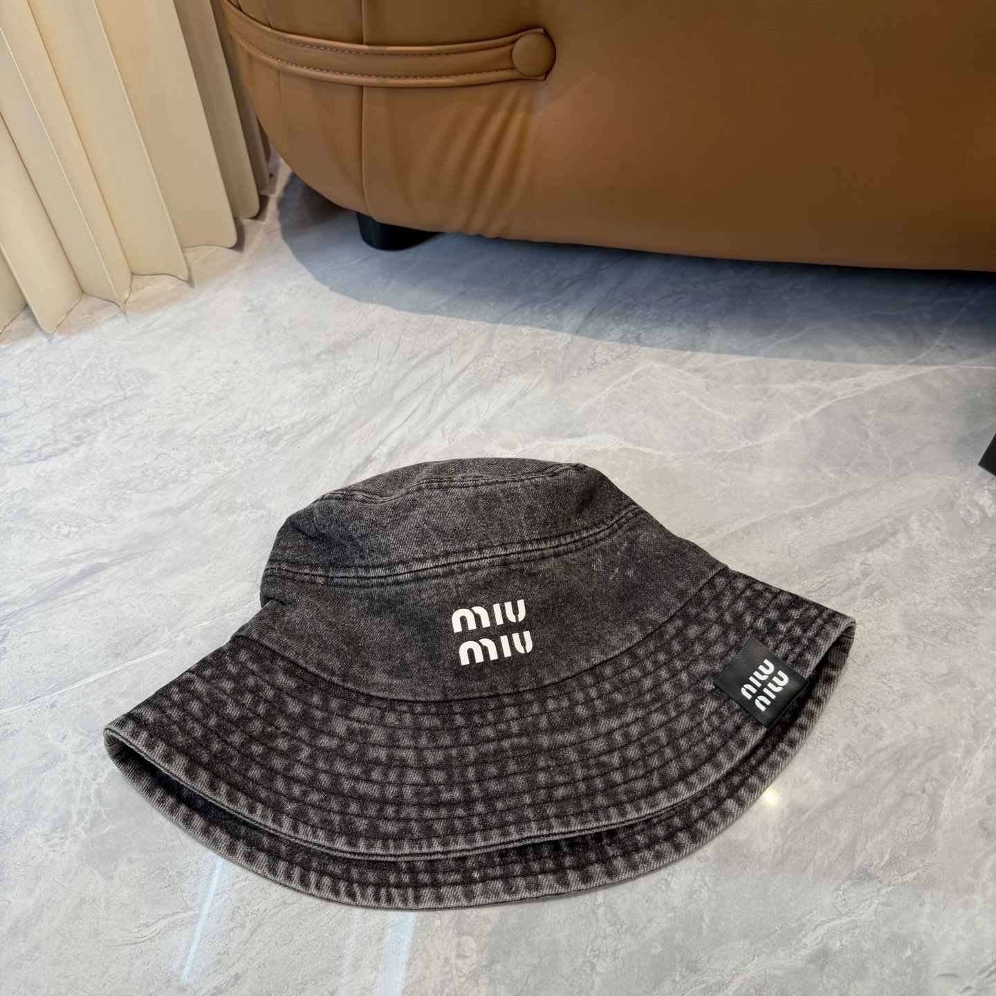 【Miumiu缪缪】新款牛仔订单款渔夫帽，大牌款超好搭配，赶紧入手！