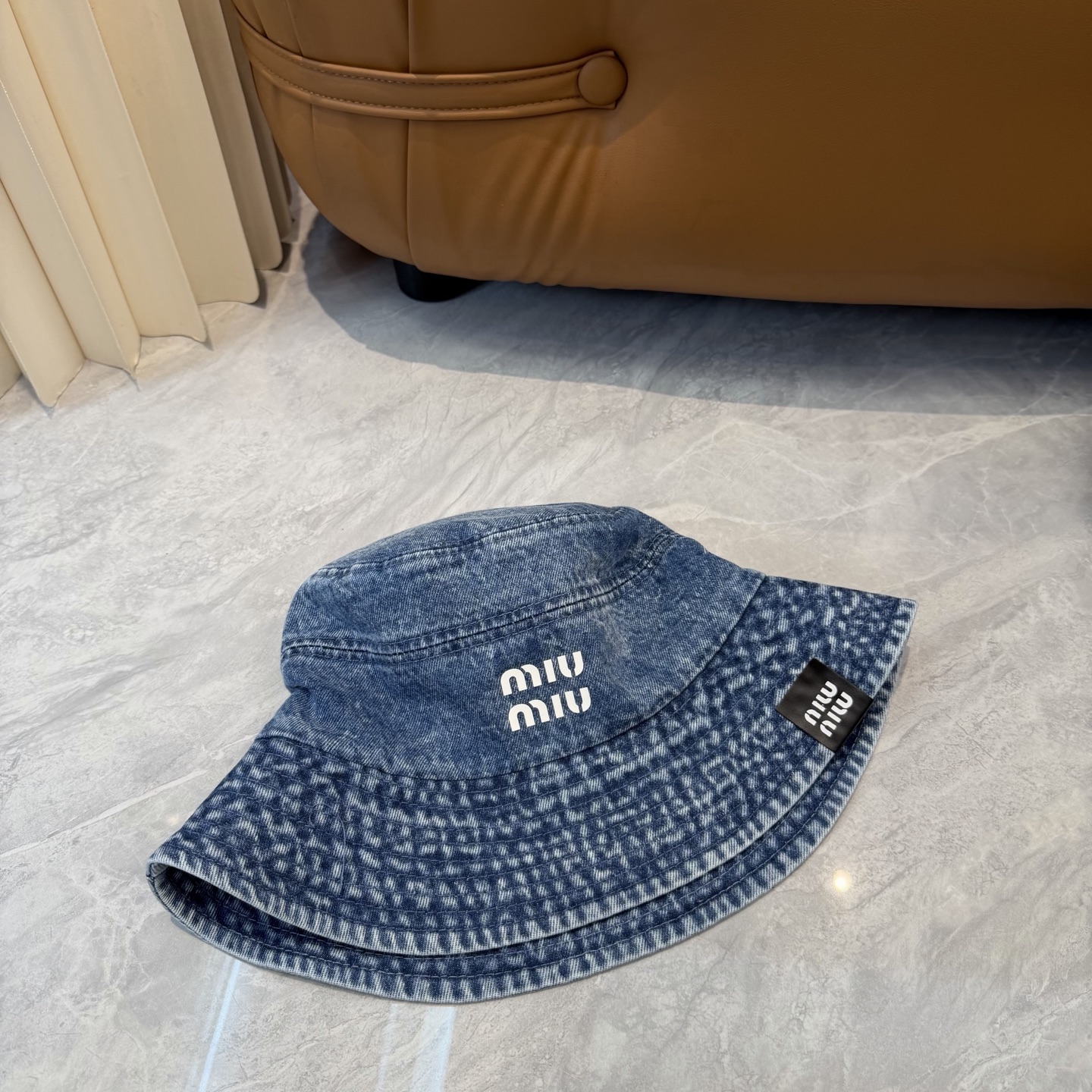 【Miumiu缪缪】新款牛仔订单款渔夫帽，大牌款超好搭配，赶紧入手！