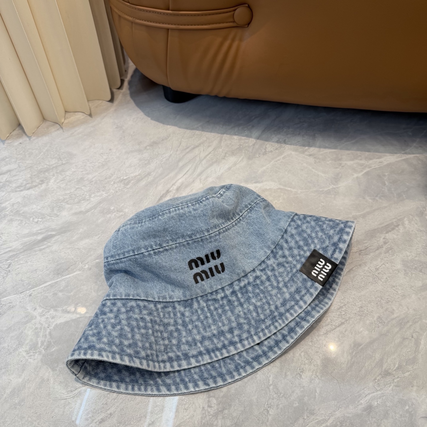 【Miumiu缪缪】新款牛仔订单款渔夫帽，大牌款超好搭配，赶紧入手！