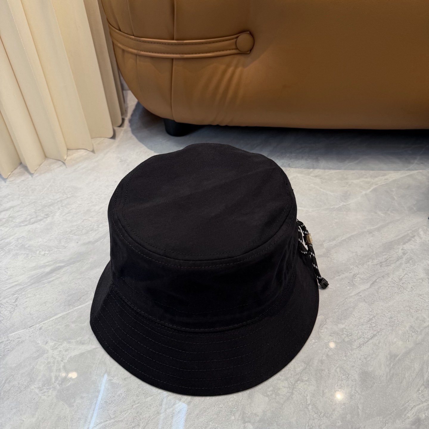 💛配防尘袋. 【Miumiu缪缪】新款订单款刺绣渔夫帽🧢大牌款超好搭配，赶紧入手！