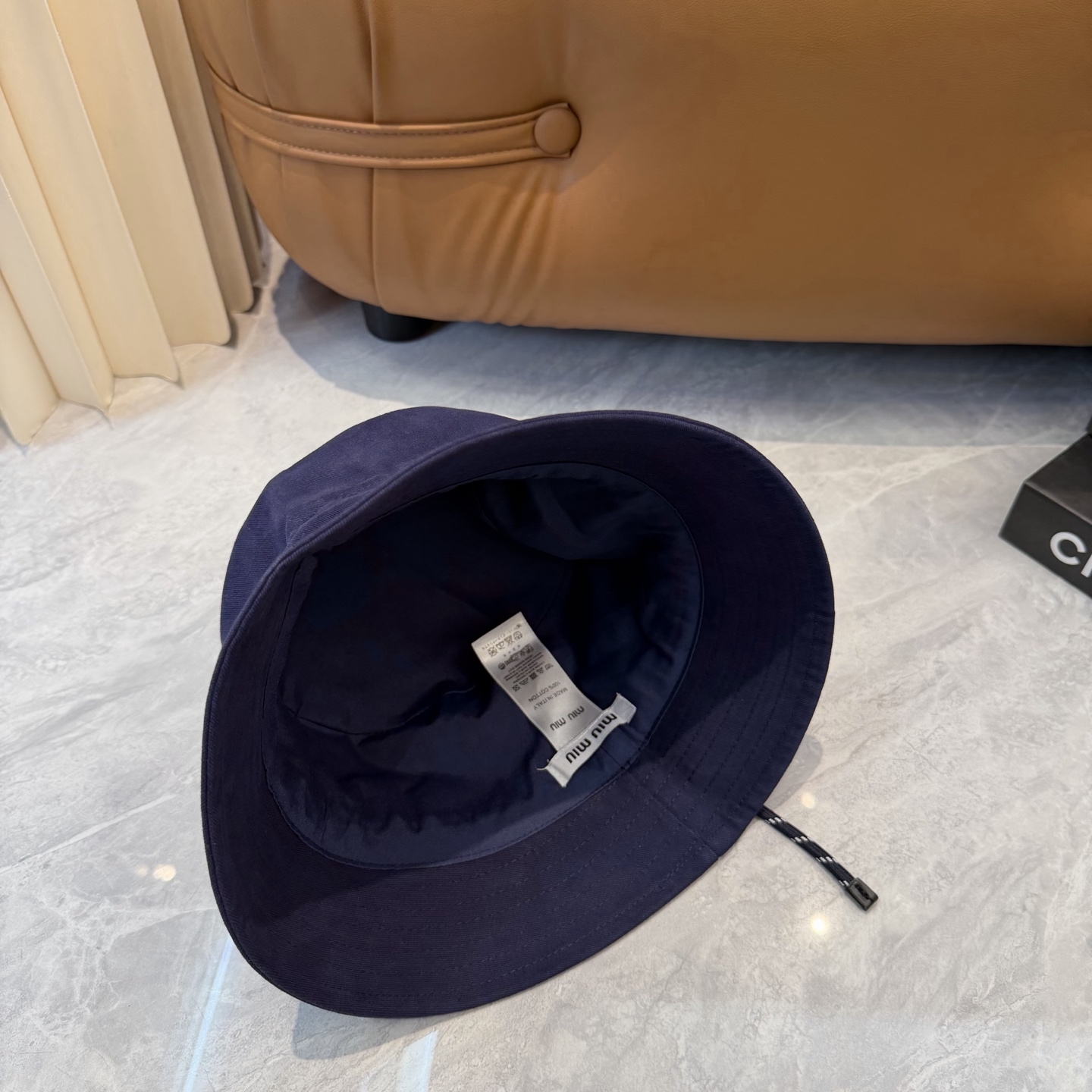 💛配防尘袋. 【Miumiu缪缪】新款订单款刺绣渔夫帽🧢大牌款超好搭配，赶紧入手！