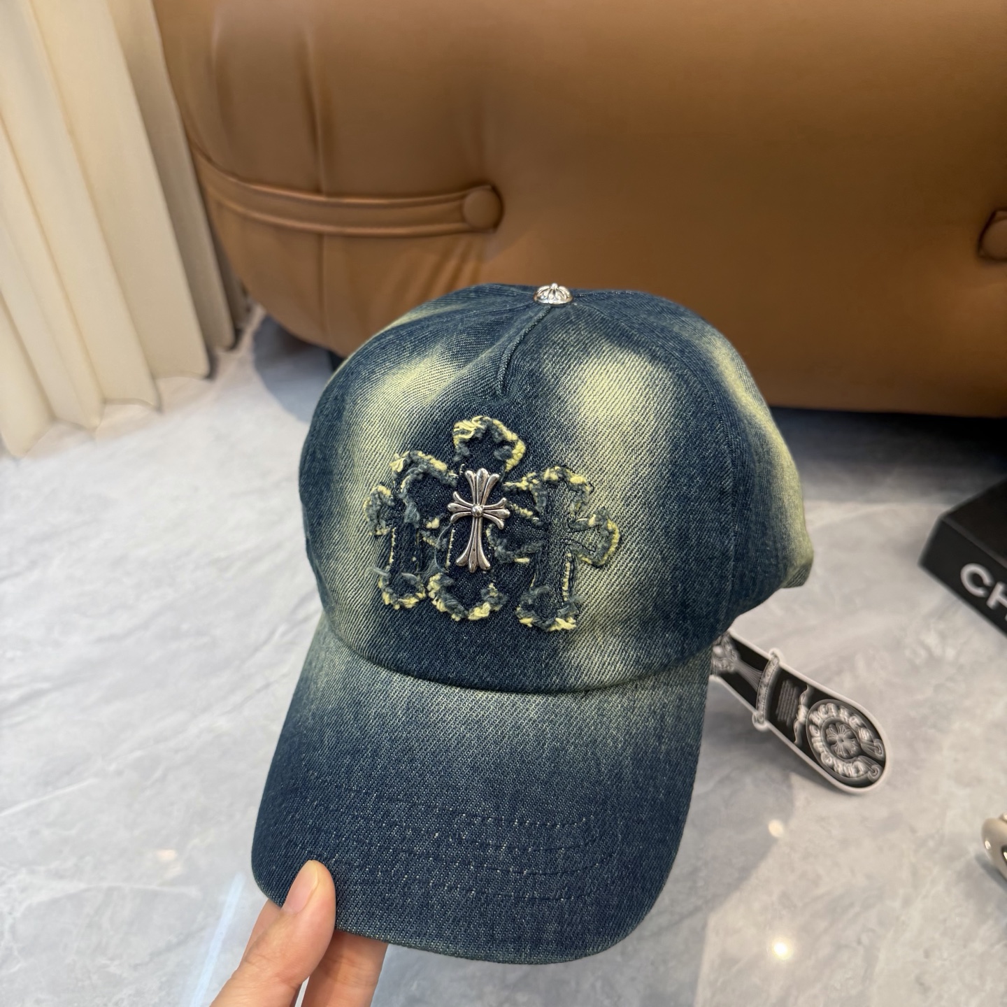 克罗心新款高品质洗水牛仔棒球帽，高端定制版！网红时尚博主同款！墙裂推荐！质量巨好！头围57cm