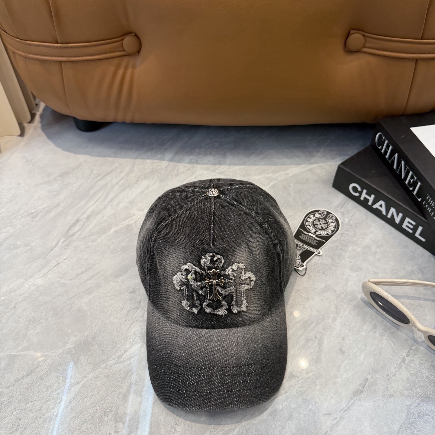 克罗心新款高品质洗水牛仔棒球帽，高端定制版！网红时尚博主同款！墙裂推荐！质量巨好！头围57cm