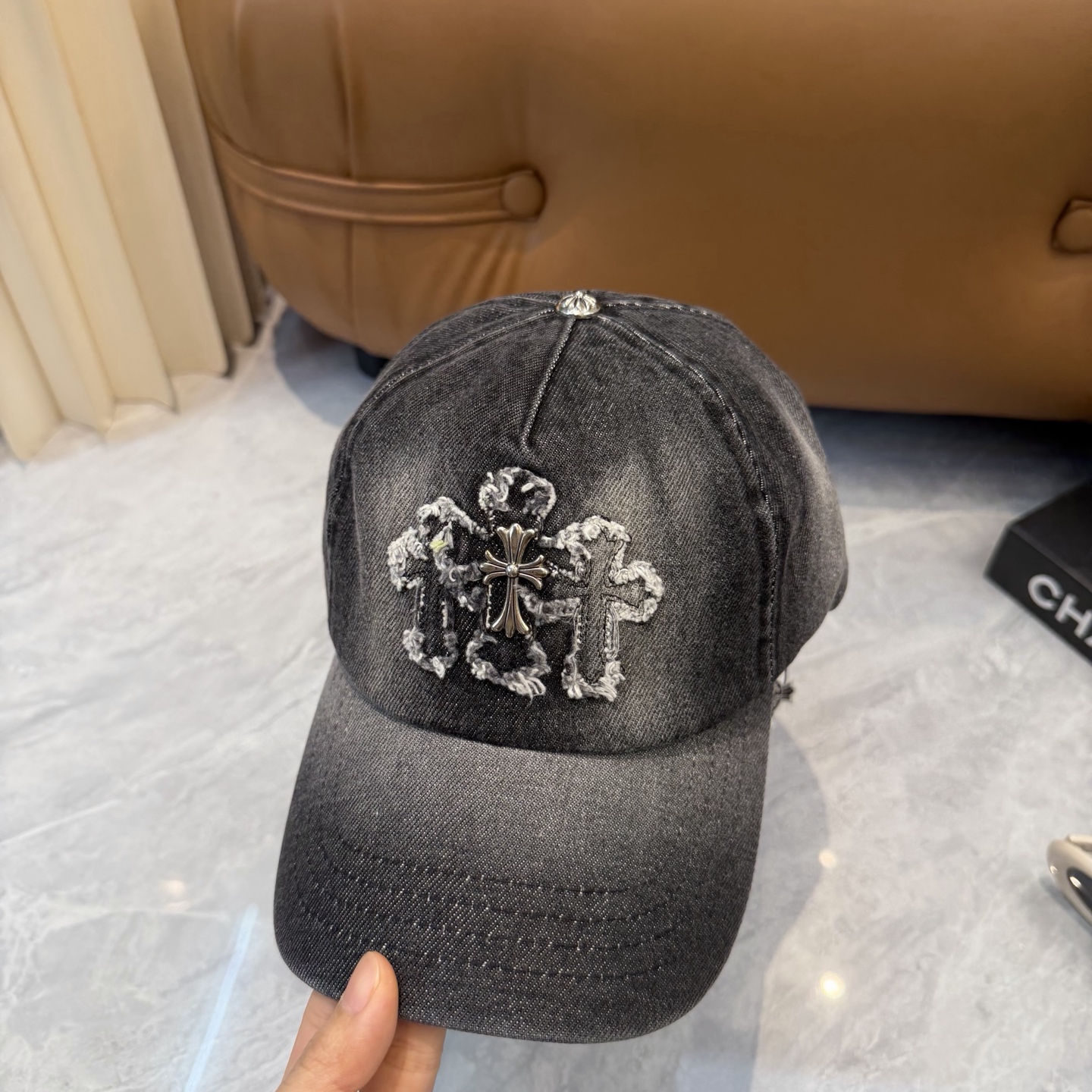 克罗心新款高品质洗水牛仔棒球帽，高端定制版！网红时尚博主同款！墙裂推荐！质量巨好！头围57cm